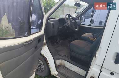 Грузовой фургон Ford Transit 1992 в 