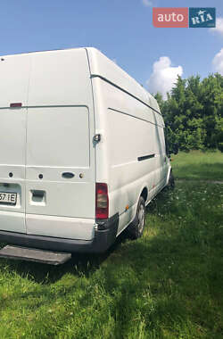 Грузовой фургон Ford Transit 2012 в 