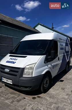 Вантажний фургон Ford Transit 2010 в Мукачевому