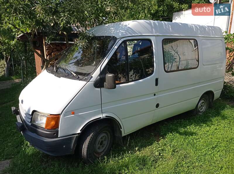 Микроавтобус Ford Transit 1990 в Дрогобыче