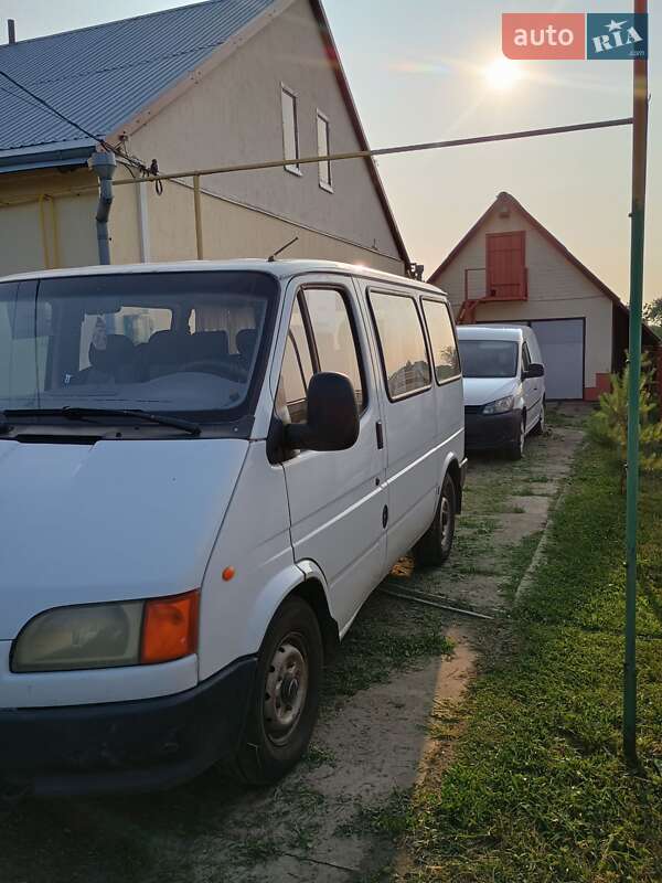 Микроавтобус Ford Transit 1996 в Карловке фото 6 Микроавтобус Ford Transit 1996 в Карловке