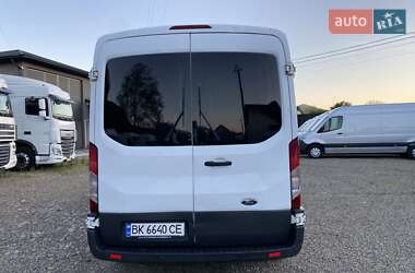 Микроавтобус Ford Transit 2015 в 