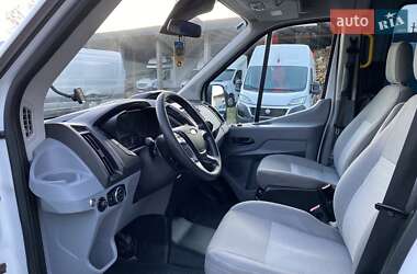 Микроавтобус Ford Transit 2015 в 