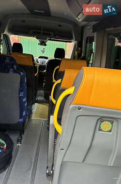 Микроавтобус Ford Transit 2015 в 