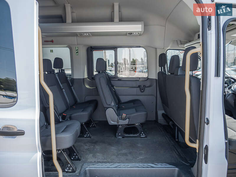 Микроавтобус Ford Transit 2023 в Киеве