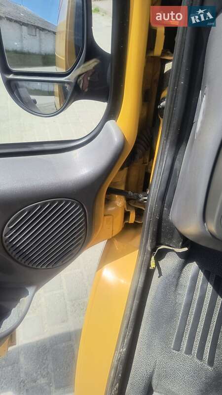 Грузовой фургон Ford Transit 2005 в Кременце фото 29 Грузовой фургон Ford Transit 2005 в Кременце