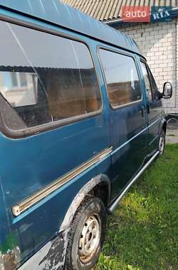 Грузовой фургон Ford Transit 1996 в 