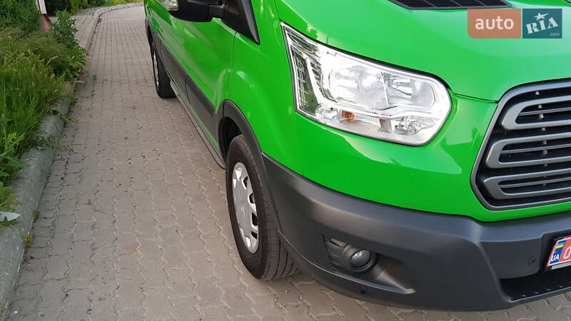 Вантажний фургон Ford Transit 2019 в Вінниці