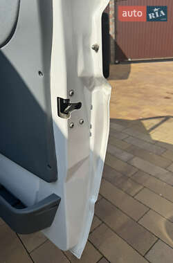 Грузовой фургон Ford Transit 2013 в 