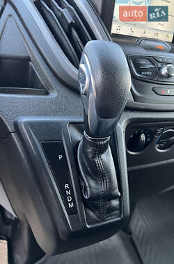 Вантажний фургон Ford Transit 2018 в 