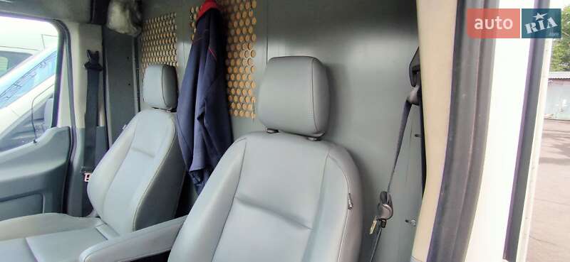 Другие грузовики Ford Transit 2015 в Киеве