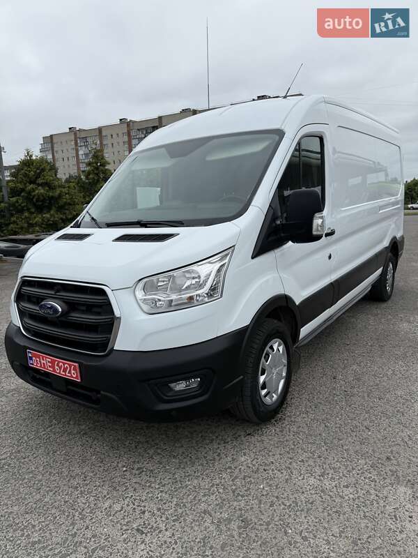 Грузовой фургон Ford Transit 2020 в 