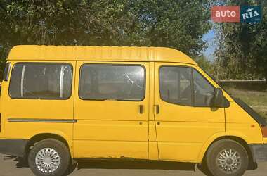 Грузопассажирский фургон Ford Transit 1995 в 