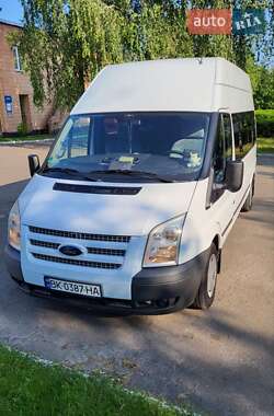Микроавтобус Ford Transit 2013 в 