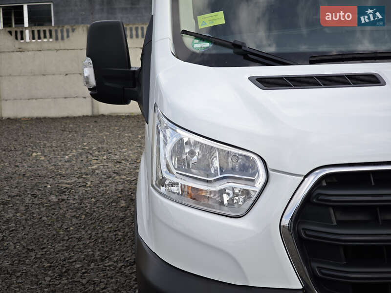 Грузовой фургон Ford Transit 2020 в Луцке