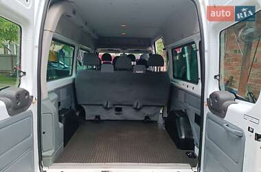 Микроавтобус Ford Transit 2013 в 
