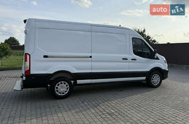 Вантажний фургон Ford Transit 2021 в 