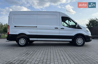 Вантажний фургон Ford Transit 2021 в 