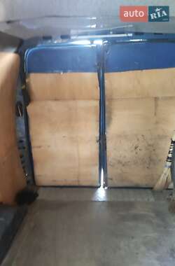 Грузовой фургон Ford Transit 1998 в 