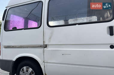 Вантажопасажирський фургон Ford Transit 1999 в 