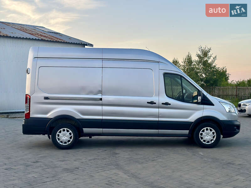 Грузовой фургон Ford Transit 2014 в Брошневе-Осаде
