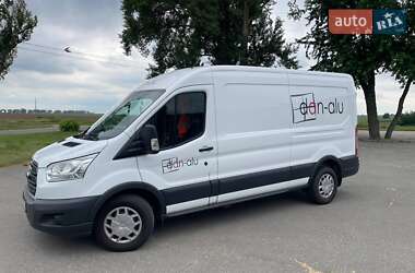 Вантажний фургон Ford Transit 2017 в Борисполі