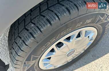 Грузовой фургон Ford Transit 2018 в 