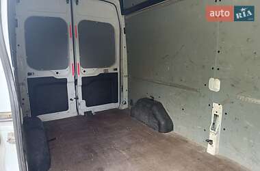 Грузовой фургон Ford Transit 2014 в 