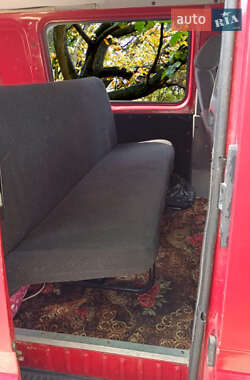 Грузопассажирский фургон Ford Transit 1988 в 