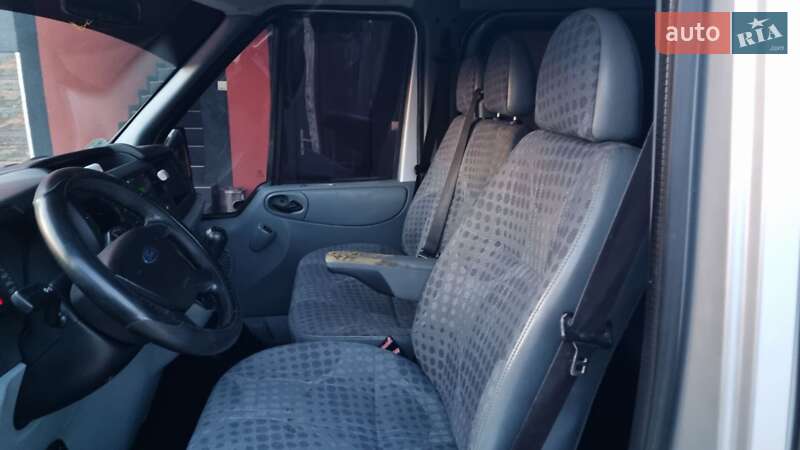 Микроавтобус Ford Transit 2006 в Тячеве