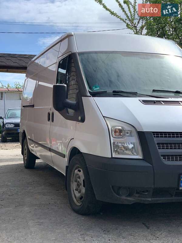 Ford Transit 2013