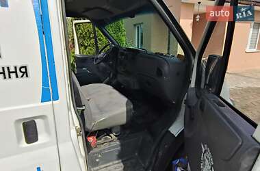 Грузовой фургон Ford Transit 2005 в 