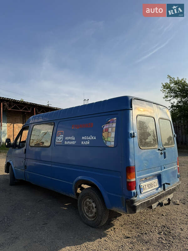 Грузовой фургон Ford Transit 1993 в Черновцах