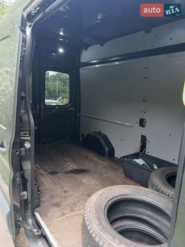 Грузовой фургон Ford Transit 2018 в Киеве