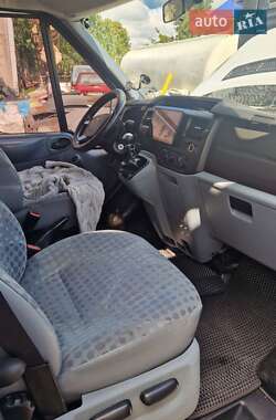 Грузопассажирский фургон Ford Transit 2013 в 
