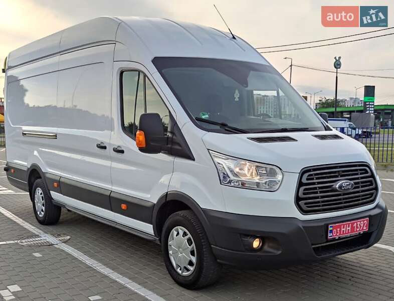 Грузовой фургон Ford Transit 2018 в 