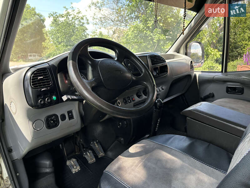 Вантажний фургон Ford Transit 1999 в Роздільній