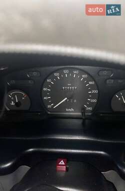 Грузовой фургон Ford Transit 1999 в 