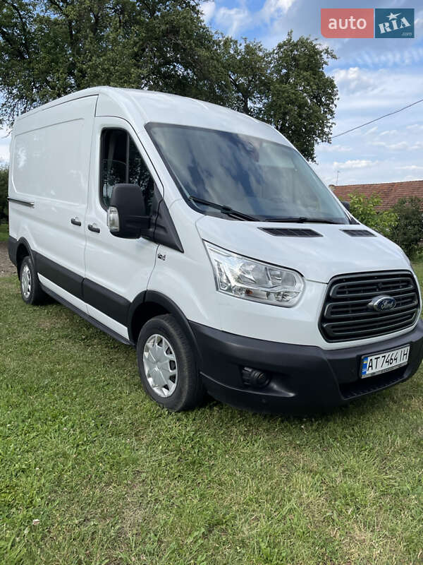Грузовой фургон Ford Transit 2018 в 