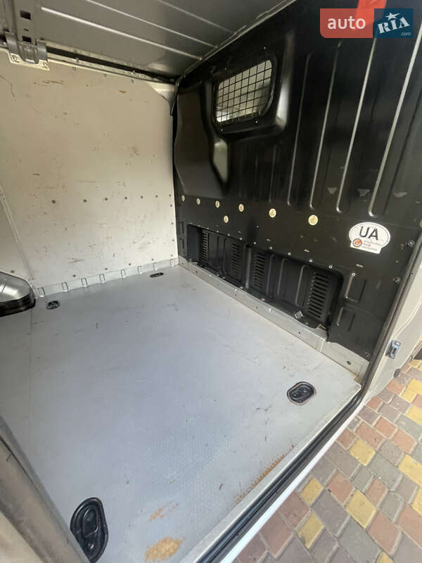 Грузовой фургон Ford Transit 2011 в Киеве