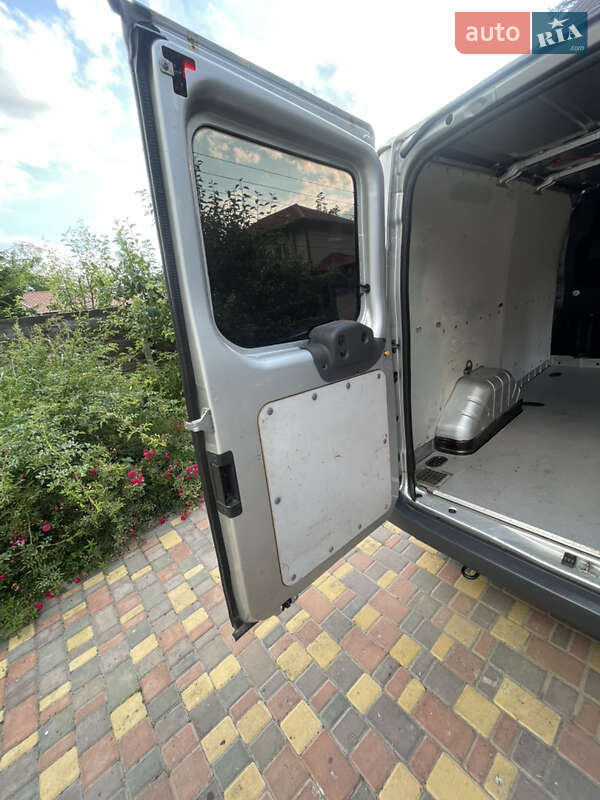 Грузовой фургон Ford Transit 2011 в Киеве