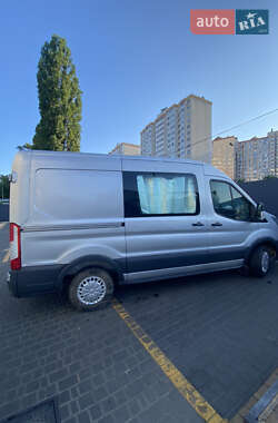 Грузовой фургон Ford Transit 2015 в 