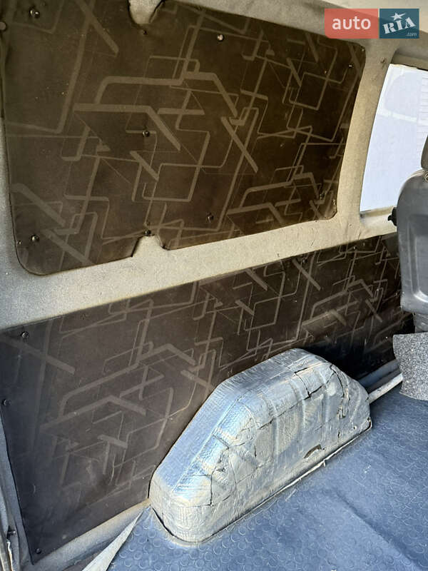 Грузопассажирский фургон Ford Transit 2005 в Киеве