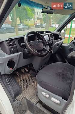Вантажопасажирський фургон Ford Transit 2007 в 