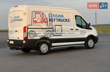 Грузовой фургон Ford Transit 2017 в 