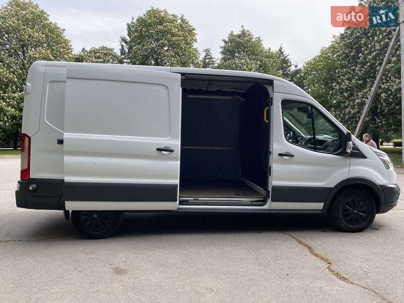 Грузовой фургон Ford Transit 2015 в Желтых Водах