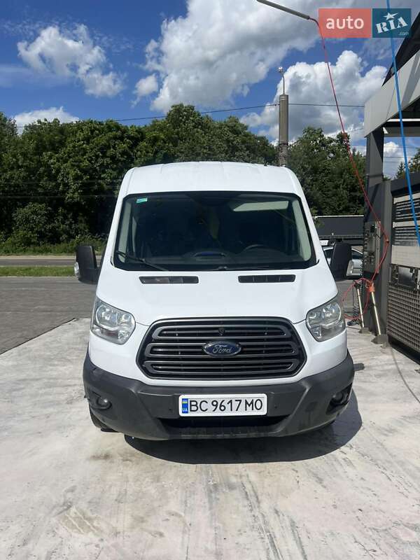 Ford Transit 2016
