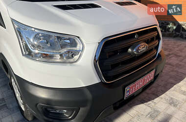 Грузовой фургон Ford Transit 2020 в 