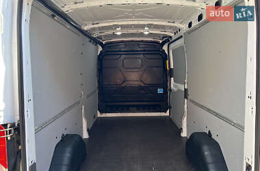 Грузовой фургон Ford Transit 2020 в 
