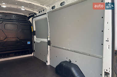 Грузовой фургон Ford Transit 2020 в 